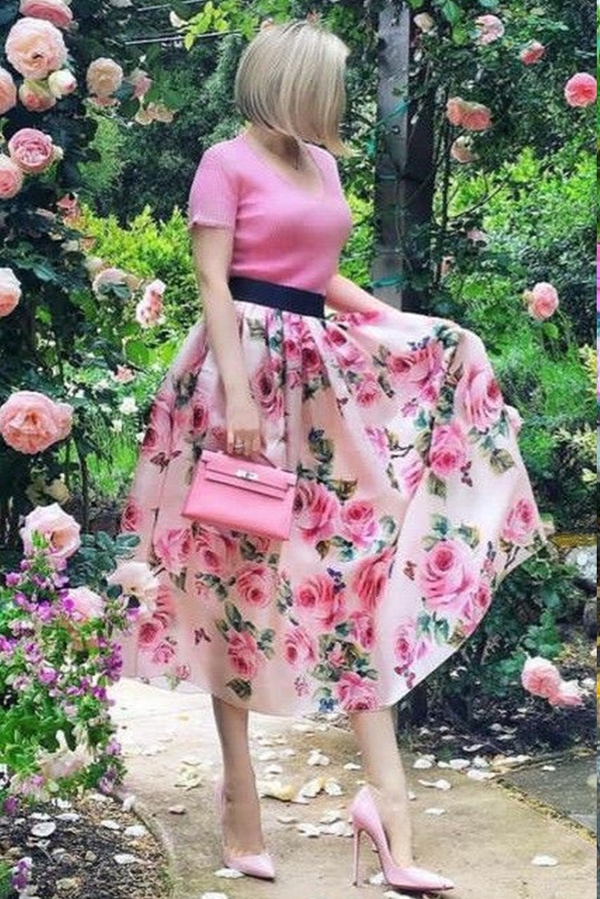 Różowa spódnica IVET midi w stylu klasycznym