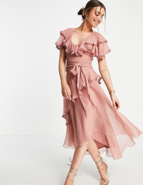 Różowa sukienka Asos z krótkim rękawem z żakardu