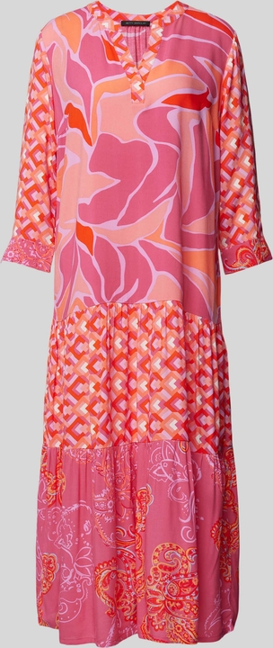 Różowa sukienka Betty Barclay w stylu casual