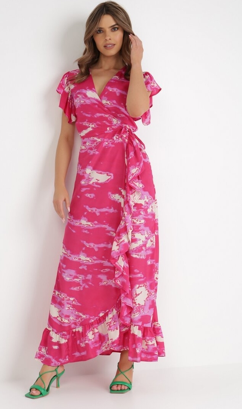 Różowa sukienka born2be maxi z dekoltem w kształcie litery v z krótkim rękawem