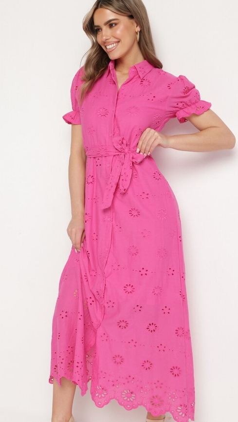 Różowa sukienka born2be w stylu casual z krótkim rękawem koszulowa