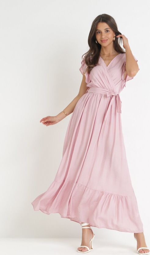 Różowa sukienka born2be z krótkim rękawem maxi