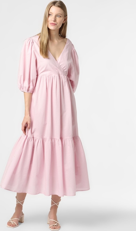 Różowa sukienka EDITED