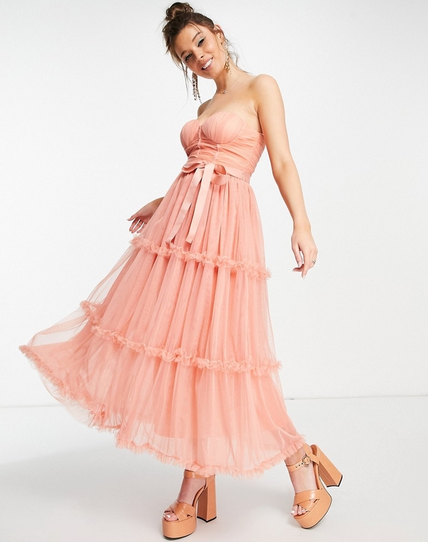Różowa sukienka Forever U z dekoltem w kształcie litery v gorsetowa