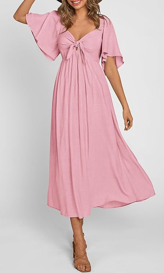 Różowa sukienka IVET z dekoltem w kształcie litery v z krótkim rękawem