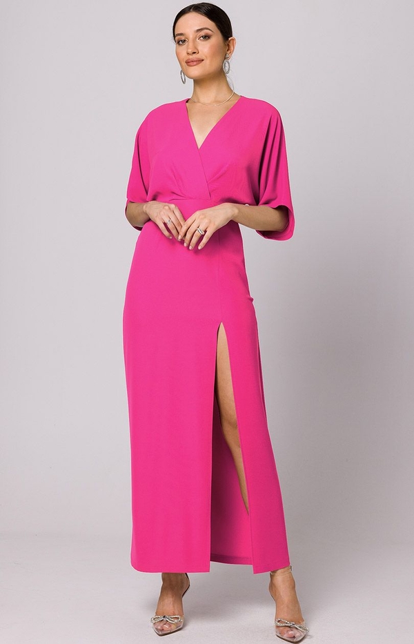 Różowa sukienka Makover maxi z długim rękawem