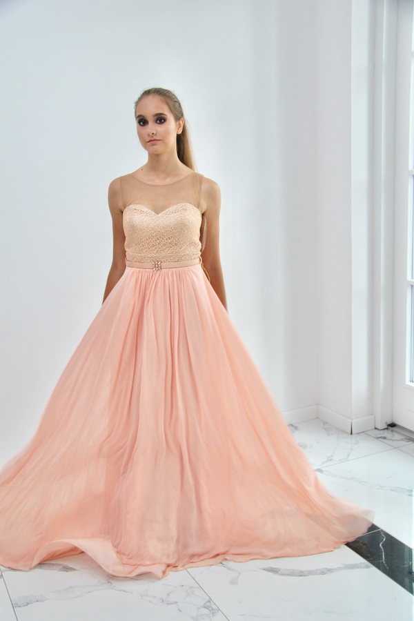 Różowa sukienka Rokado gorsetowa