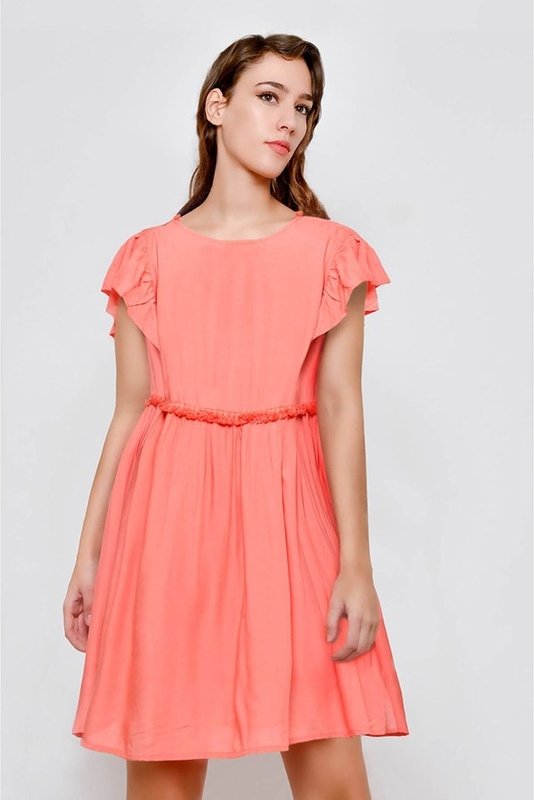 Różowa sukienka Tarifa w stylu boho z krótkim rękawem