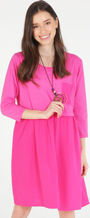 Różowa sukienka Unisono z długim rękawem w stylu casual