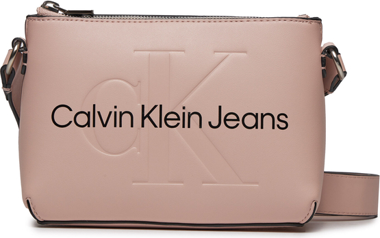 Różowa torebka Calvin Klein na ramię w młodzieżowym stylu