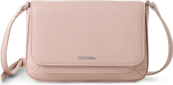 Różowa torebka Calvin Klein ze skóry średnia na ramię