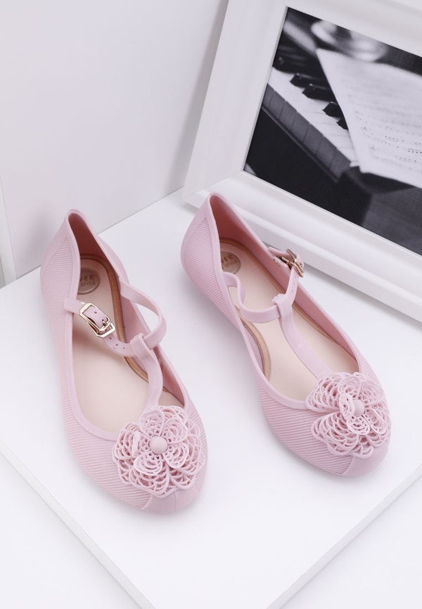Różowe balerinki Yourshoes z bawełny w kwiatki