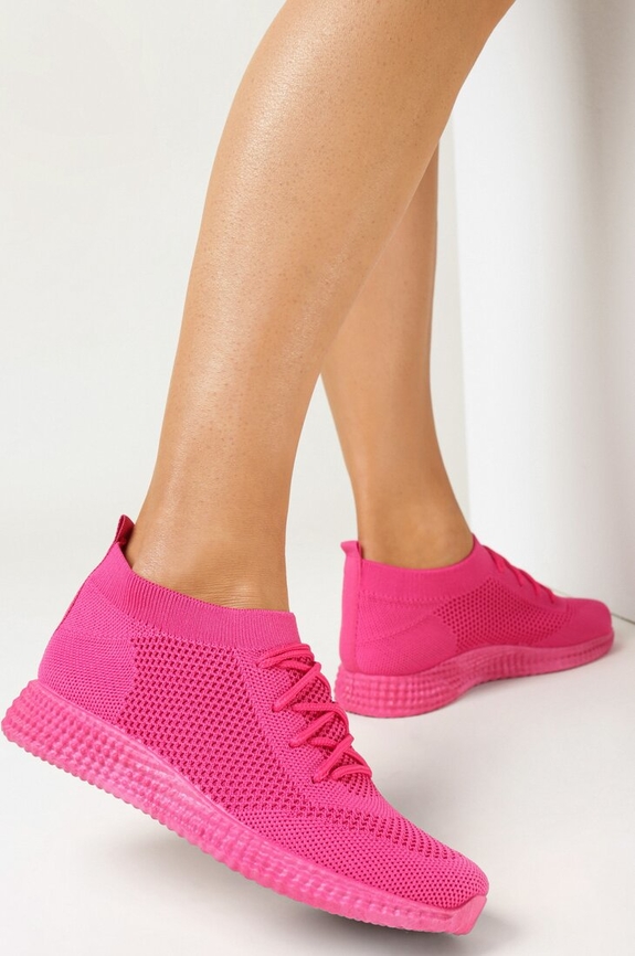 Różowe buty sportowe born2be w sportowym stylu z płaską podeszwą