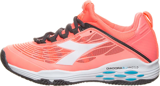 Różowe buty sportowe Diadora sznurowane z płaską podeszwą w sportowym stylu
