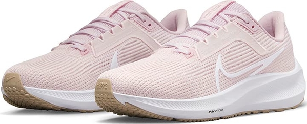 Różowe buty sportowe Nike sznurowane zoom w sportowym stylu