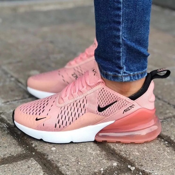 Różowe buty sportowe Nike z płaską podeszwą sznurowane
