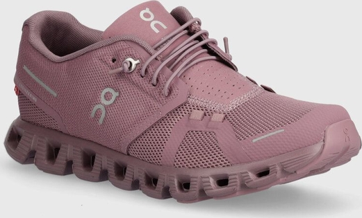Różowe buty sportowe On-running sznurowane