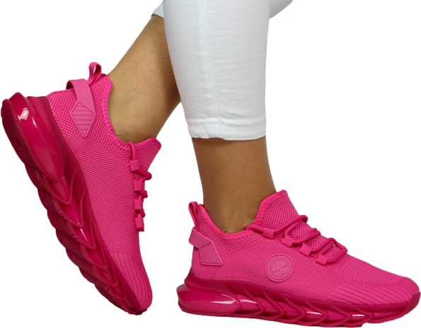 Różowe buty sportowe XTI sznurowane