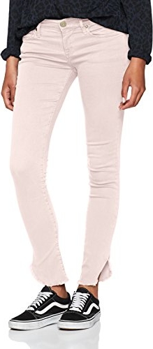 Różowe jeansy amazon.de w street stylu