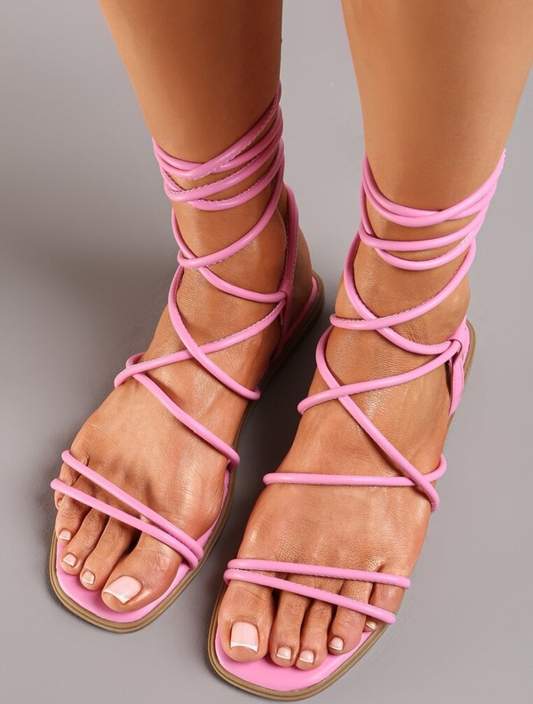 Różowe sandały born2be
