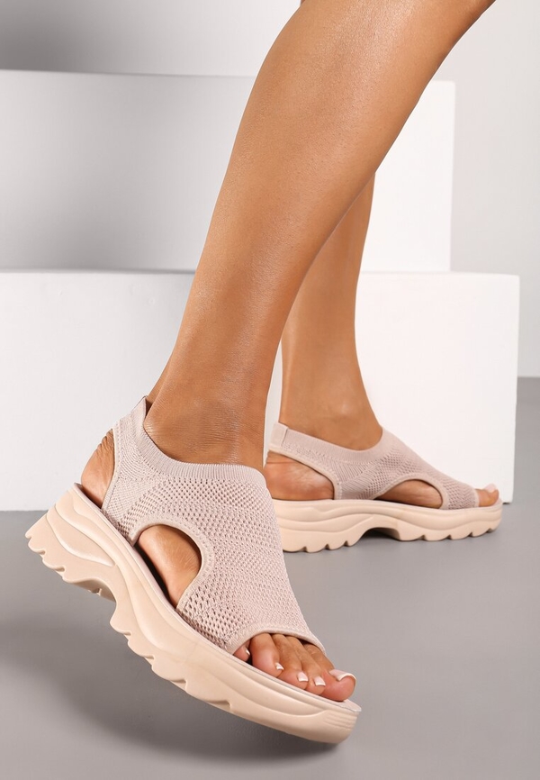 Różowe sandały Renee na platformie z klamrami w stylu casual