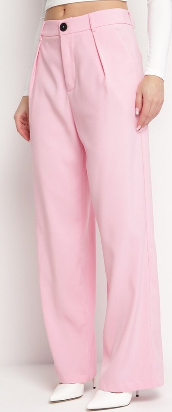 Różowe spodnie born2be w stylu retro