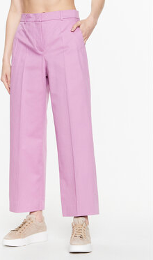 Różowe spodnie MaxMara w stylu retro