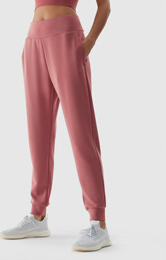Różowe spodnie sportowe 4F z dresówki