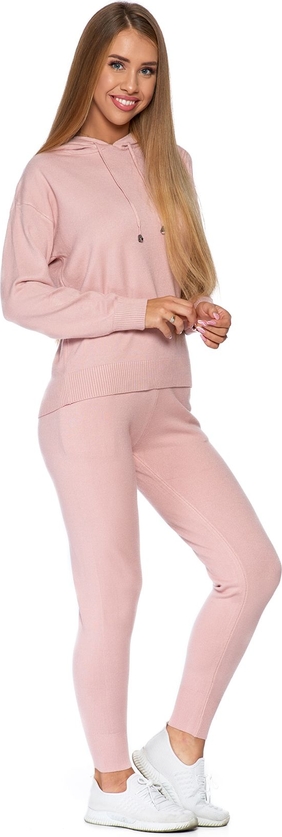 Różowe spodnie sportowe Moraj w sportowym stylu