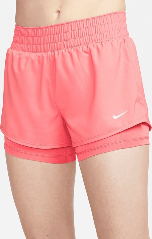 Różowe szorty Nike z tkaniny