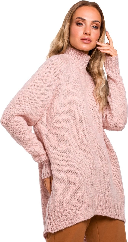 Różowy sweter MOE