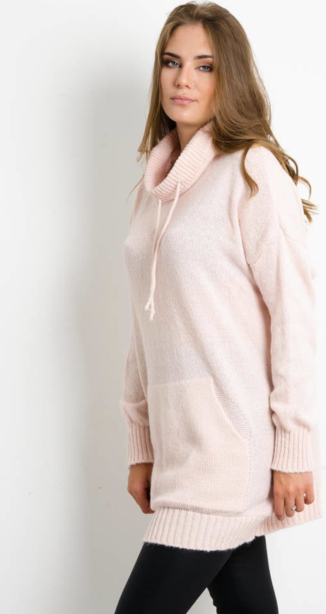 Różowy sweter Olika w stylu casual
