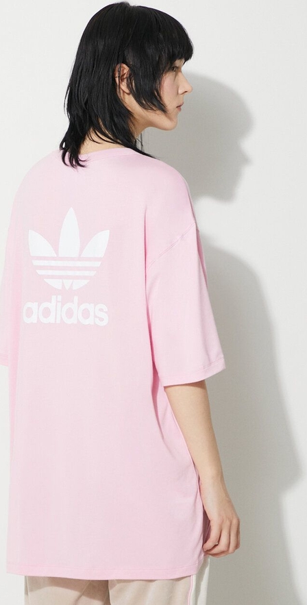 Różowy t-shirt Adidas Originals w sportowym stylu z okrągłym dekoltem z krótkim rękawem