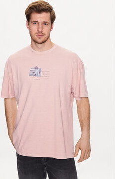 Różowy t-shirt Bdg Urban Outfitters w młodzieżowym stylu