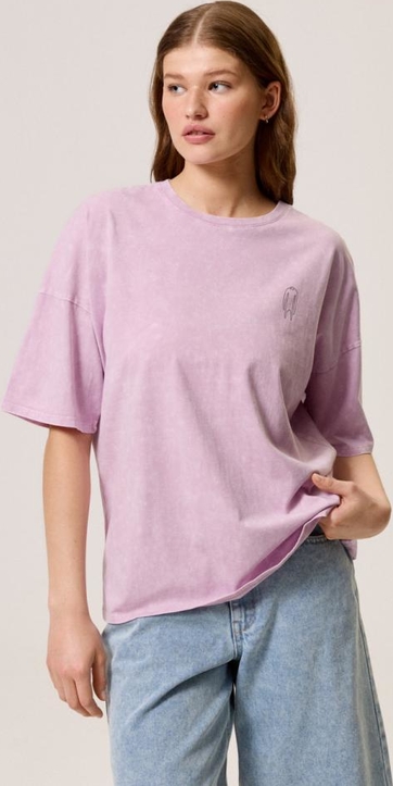Różowy t-shirt Coalition z krótkim rękawem w stylu casual
