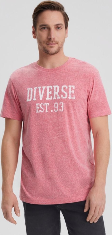 Różowy t-shirt Diverse w młodzieżowym stylu z krótkim rękawem