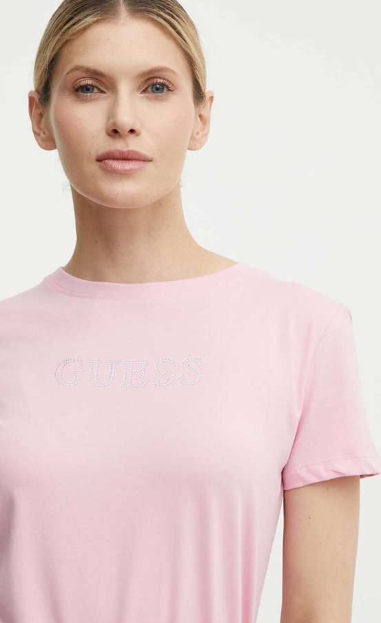 Różowy t-shirt Guess z bawełny