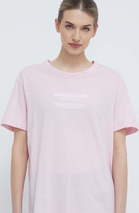 Różowy t-shirt Guess z krótkim rękawem z bawełny