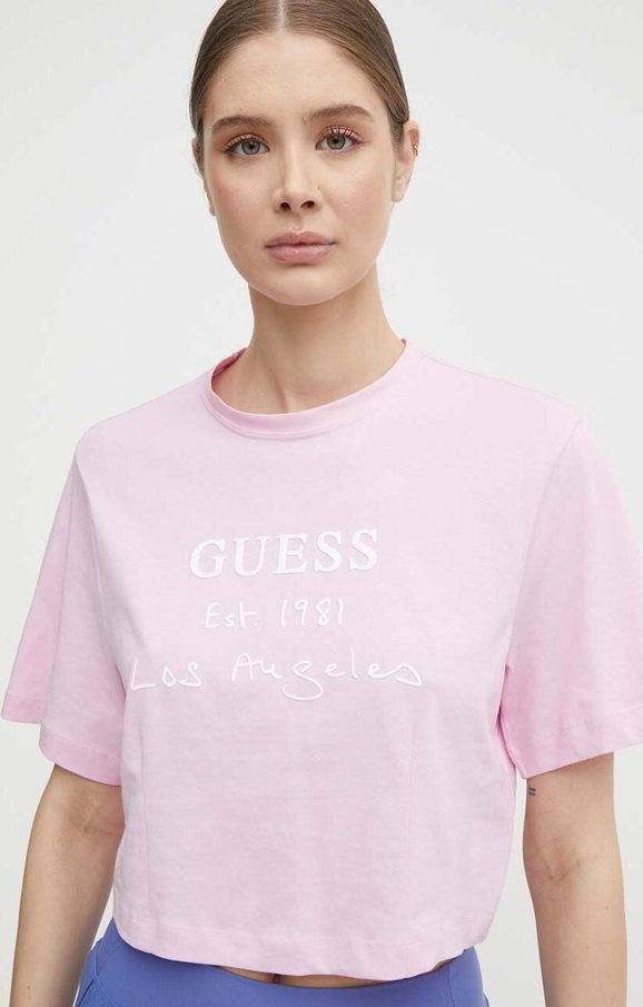 Różowy t-shirt Guess z okrągłym dekoltem z krótkim rękawem