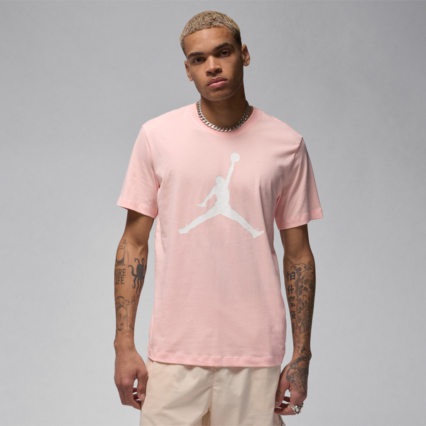 Różowy t-shirt Jordan w młodzieżowym stylu z nadrukiem