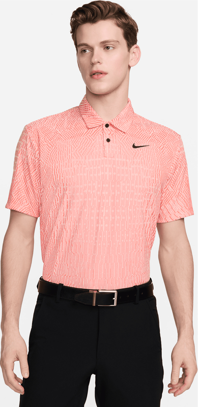 Różowy t-shirt Nike w stylu casual z krótkim rękawem
