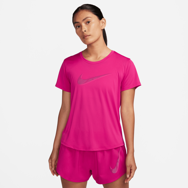 Różowy t-shirt Nike z krótkim rękawem