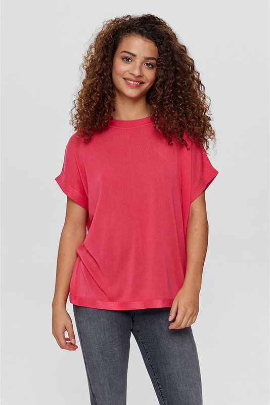 Różowy t-shirt Numph z okrągłym dekoltem w stylu casual