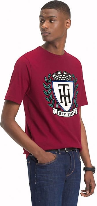 Różowy t-shirt Tommy Hilfiger w młodzieżowym stylu z krótkim rękawem