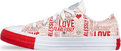Sneakersy Converse z płaską podeszwą