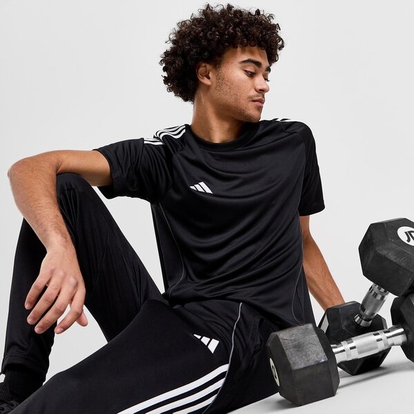 Spodnie Adidas Performance w sportowym stylu