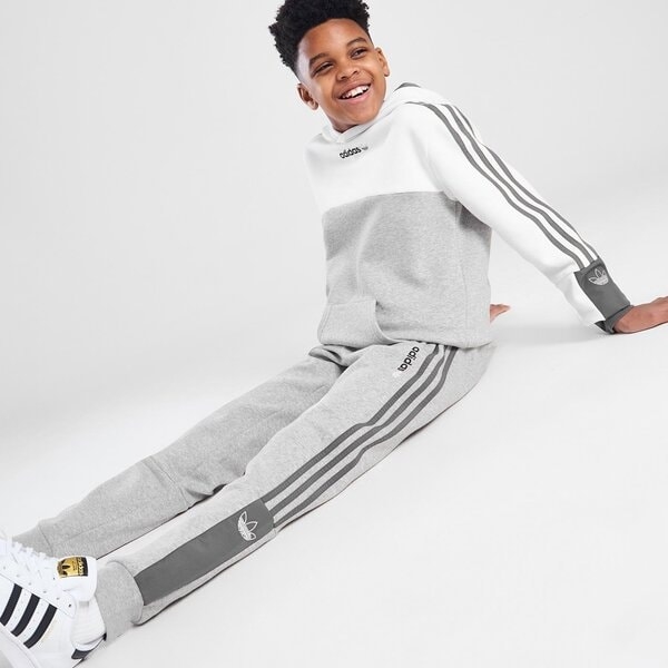Spodnie dziecięce Adidas w paseczki dla chłopców