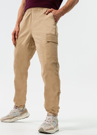 Spodnie New Balance w stylu casual