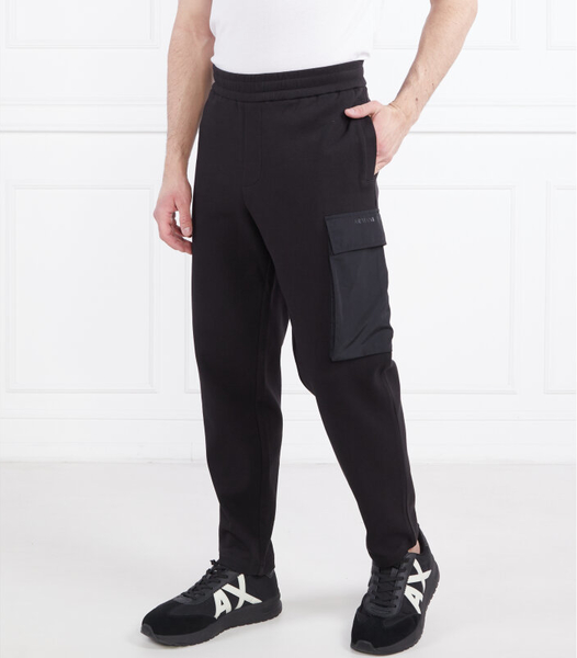 Spodnie sportowe Armani Exchange z dresówki