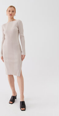 Sukienka Calvin Klein z długim rękawem z okrągłym dekoltem